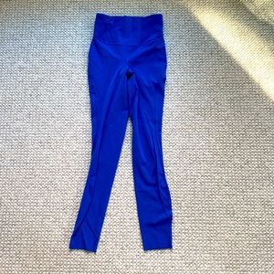 Lululemon Base Pace HR Tights 25" size 2 color symphony blue